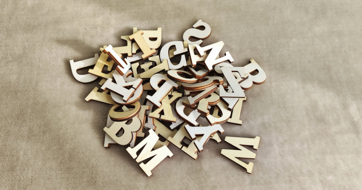 英語　不規則動詞　アルファベット